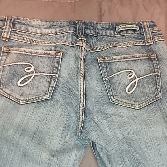 Zco. - Picture 4 of 5